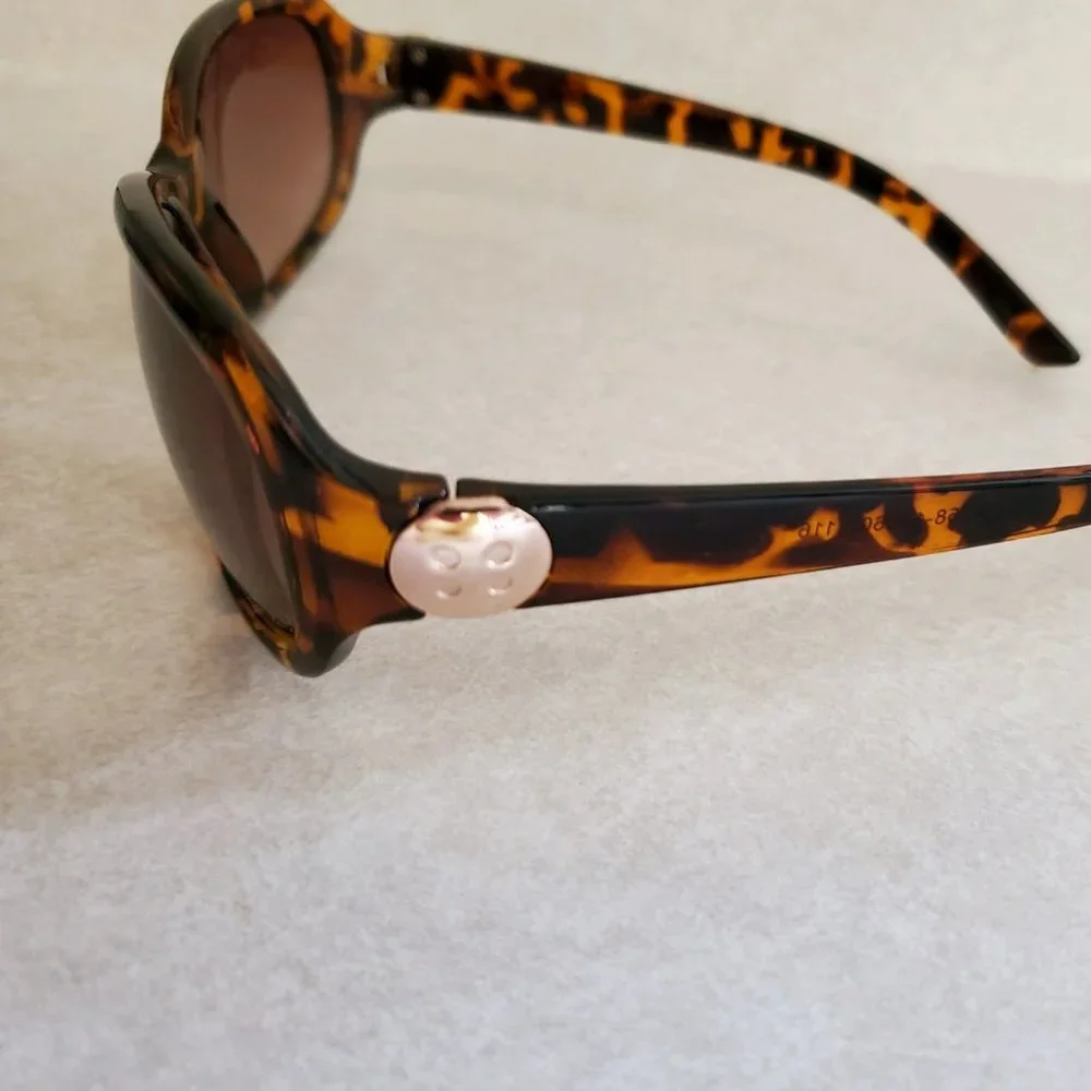 Sunglasses - Tortoise Shell